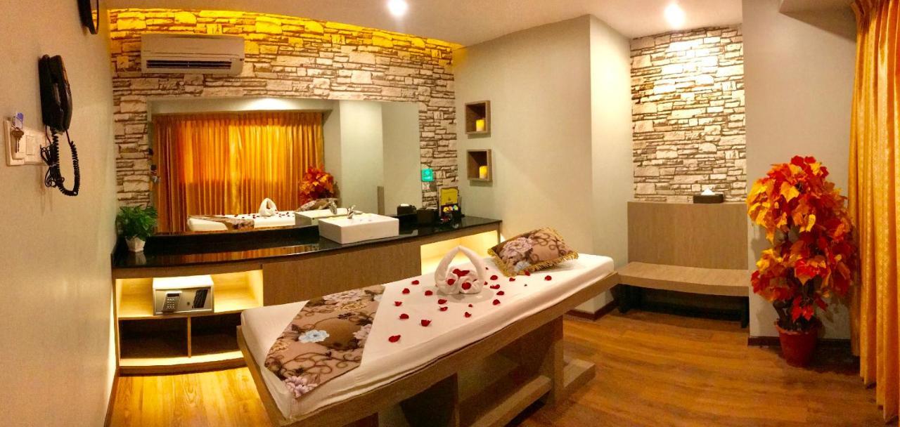 Hotel Shwe Gone Daing, Rangoon Eksteriør billede